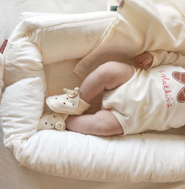 Zapatitos de bebé súper cómodos, ideales para gatear.